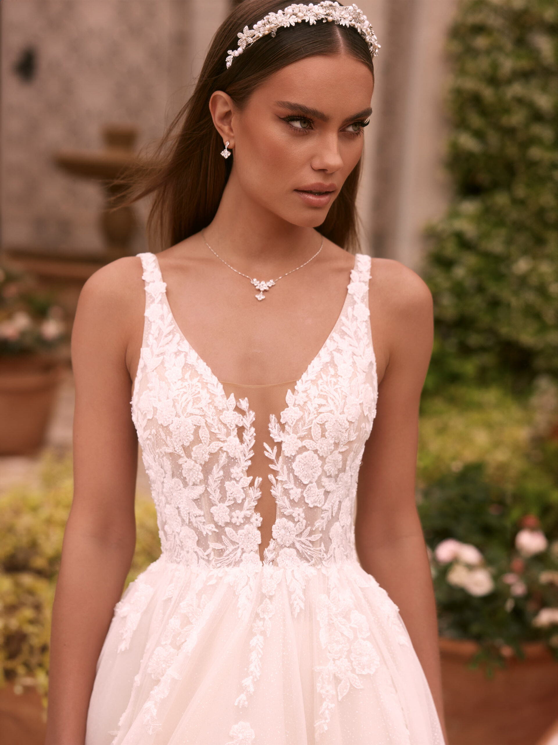 Trouwjurk Bianco Evento Clorinde bij Bruidsmode Outlet