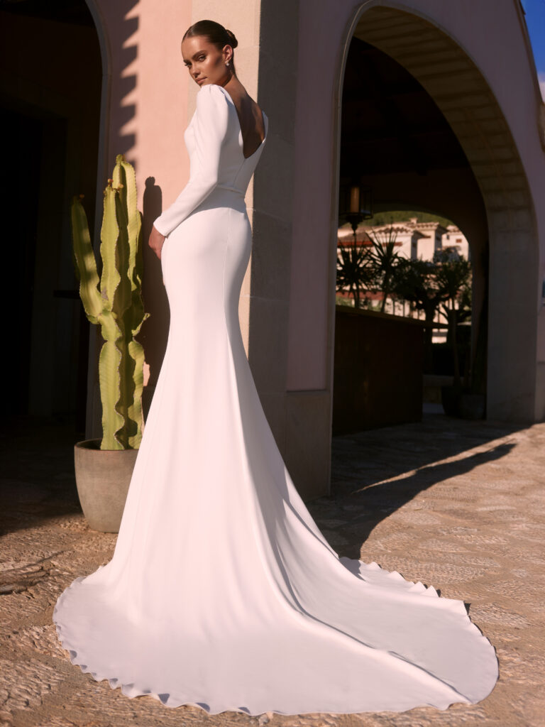 Trouwjurk Bianco Evento Nigrina bij Bruidsmode Outlet