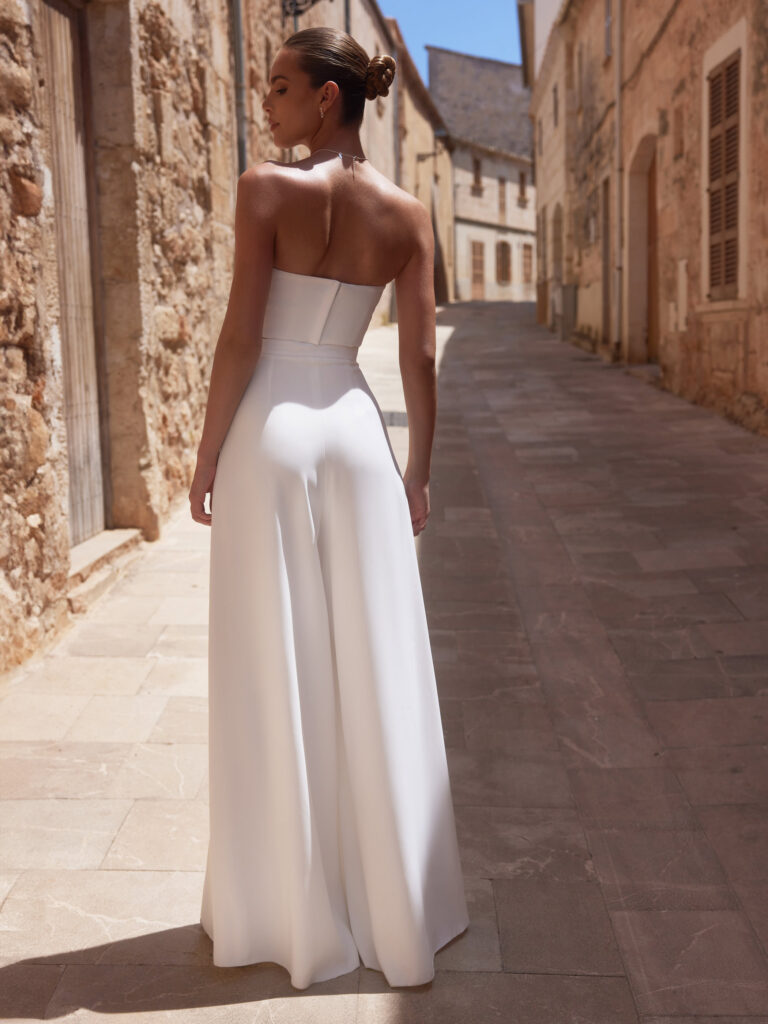 Trouwjurk Bianco Evento E Ezra bij Bruidsmode Outlet