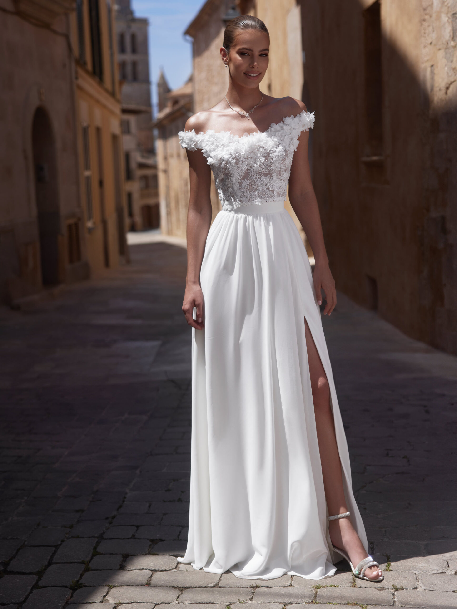 Trouwjurk Bianco Evento E Karin bij Bruidsmode Outlet