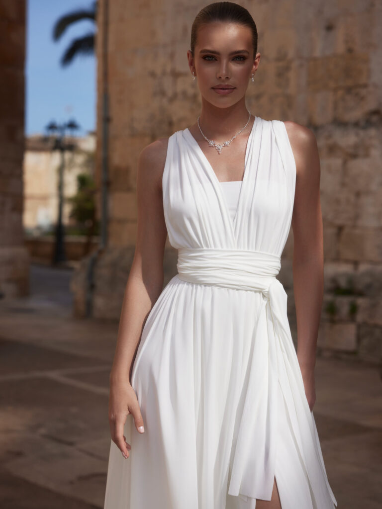 Trouwjurk Bianco Evento top E bij Bruidsmode Outlet